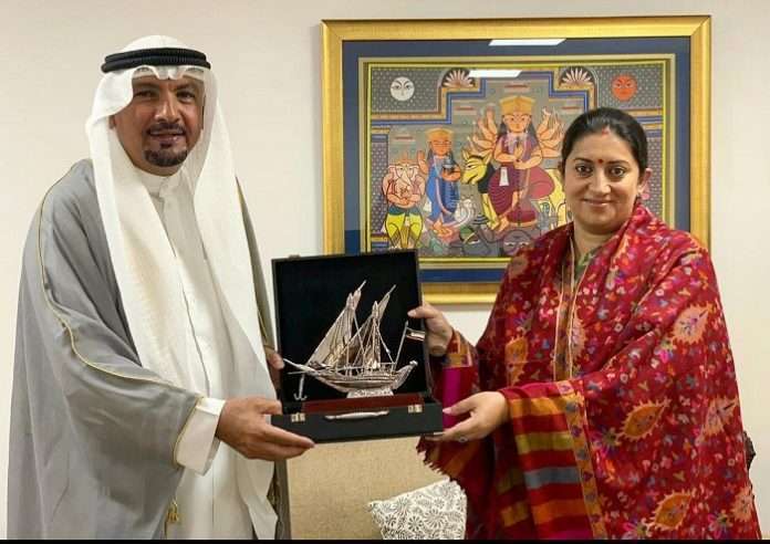 indian-textiles-minister-welcomes-kuwaiti-investments_kuwait