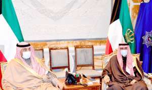 hh-amir-consults-pm-on-formation-of-new-government_kuwait