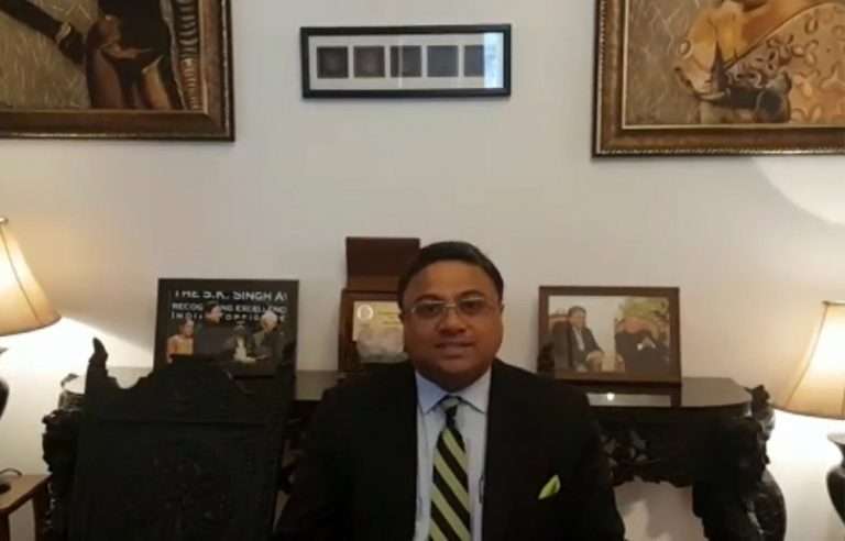 indian-ambassador-offers-condolences-on-passing-of-he-sheikh-nasser-alsabah_kuwait