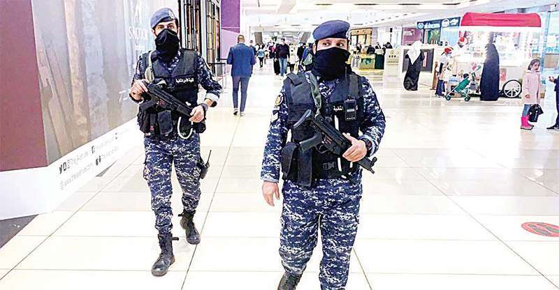 moi-mobilizes-special-forces-in-all-malls_kuwait