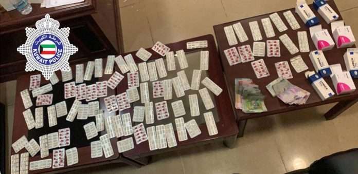 moi-arrests-2-people-for-selling-illegal-drugs-in-salmiya_kuwait