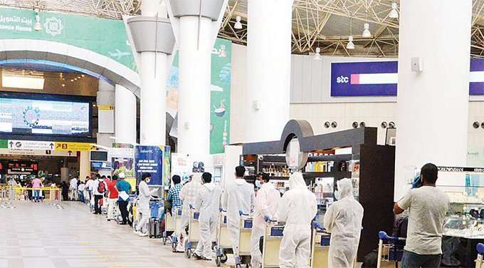exodus-of-expats--300-work-permits-cancelled-daily_kuwait