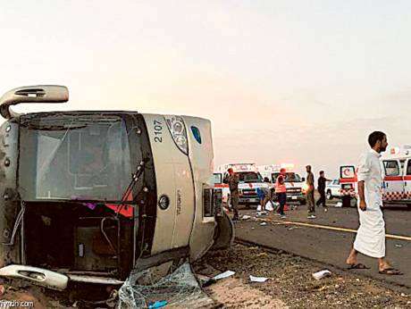 19-egyptian-pilgrims-die-in-bus-crash-in-saudi_kuwait
