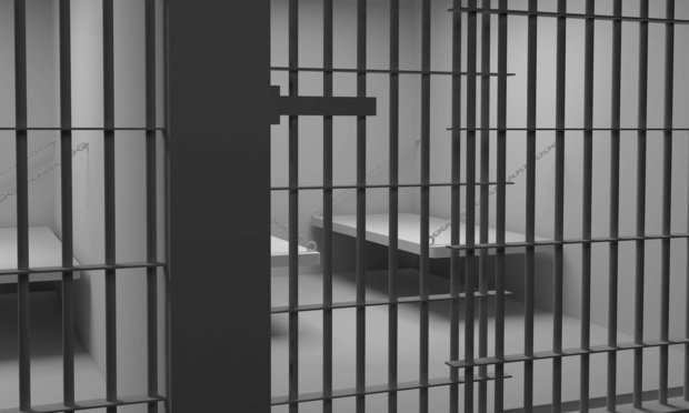 citizen-sentenced-to-15-years-imprisonment-8-expatriates-get-10-years-for-residency-trading_kuwait
