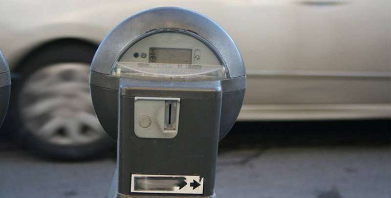 municipality-plans-to-reinstate-side-parking-meters_kuwait