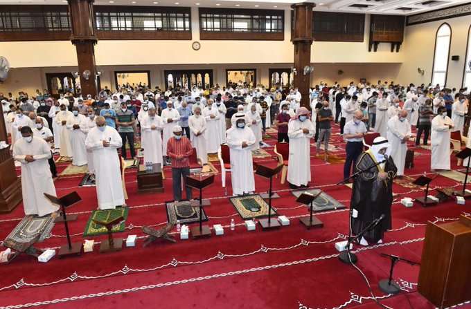 taraweeh--qiyaam-prayers-in-mosques-during-ramadan-for-men-only_kuwait