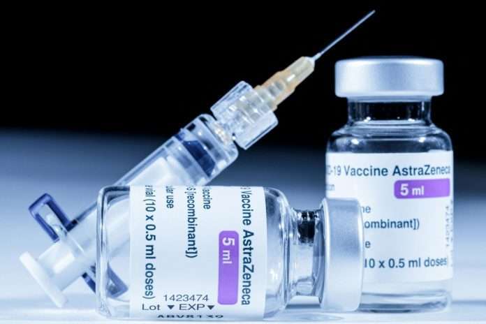 increased-global-demand-delays-the-arrival-of-the-oxford-vaccine-batch_kuwait