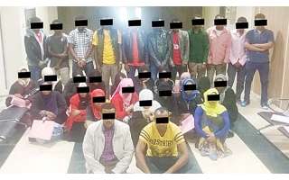 17-men-and-13-woman-arrested-after-raid-on-bogus-maids-recruitment-office_kuwait