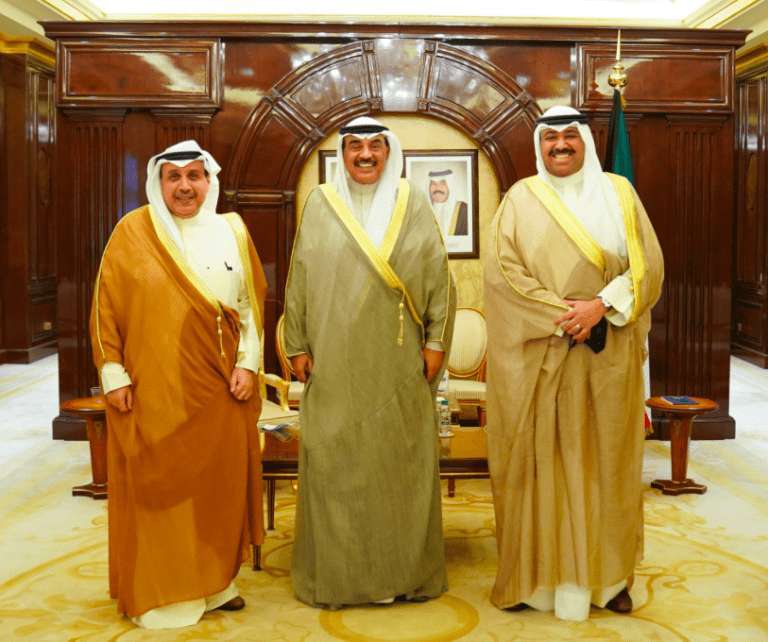hh-prime-minister-receives-new-aviation-chairman_kuwait