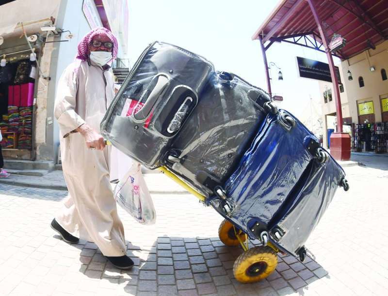no-exemptions-yet-to-over60-expat-ban-law-burden-on-economy_kuwait