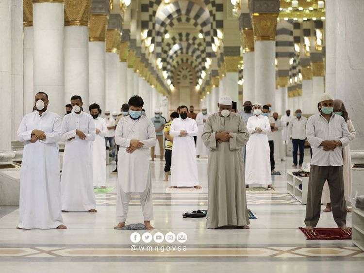 saudi-officials-fired-over-fajr-prayer-delay-at-prophet-mosque_kuwait