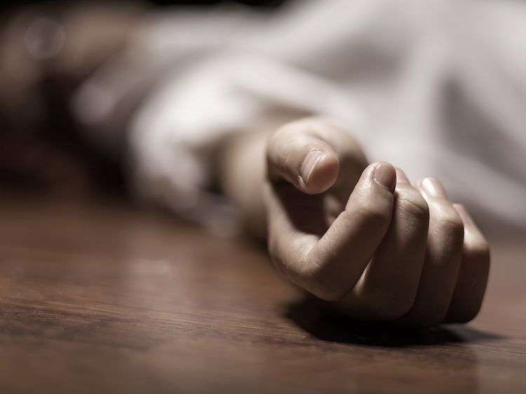 egyptian-man-falls-to-death-while-running-from-lovers-husband_kuwait