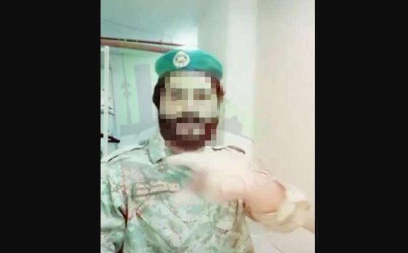 asian-arrested-for-wearing-national-guard-uniform_kuwait