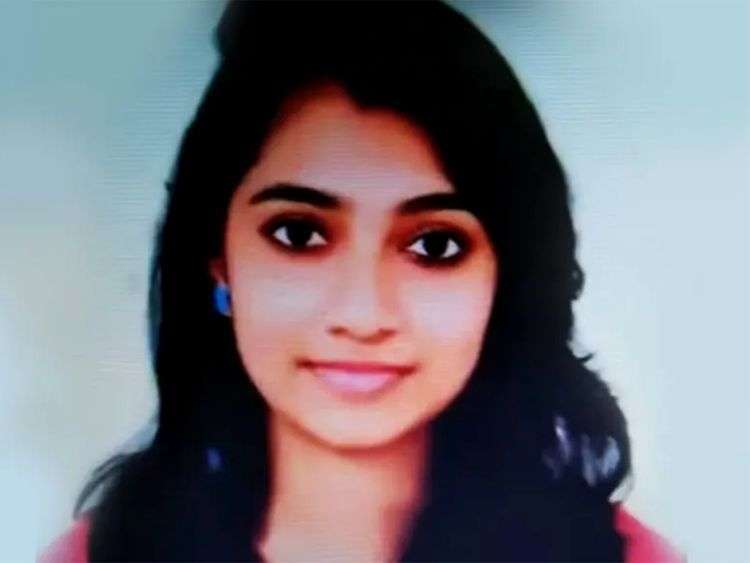 kerala-youth-shoots-bds-female-house-surgeon-kills-himself_kuwait