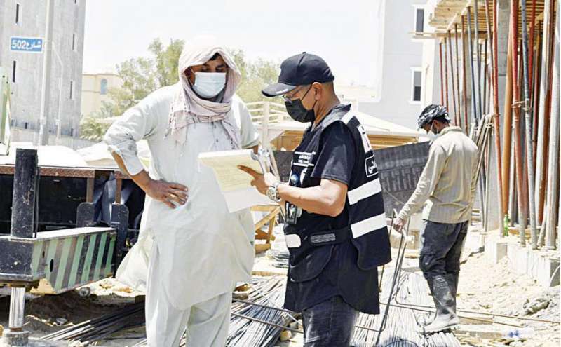 13-workers-caught-violating-law_kuwait