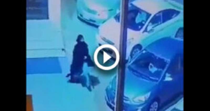 mother-throws-away-her-new-born-in-front-of-a-mosque_kuwait