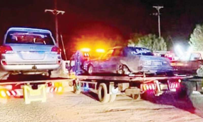 juveniles-in-illegal-car-races_kuwait