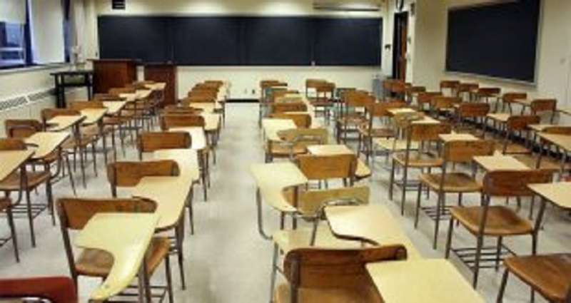 return-of-students-sets-to-reveal-extent-of-school-furniture-crisis_kuwait