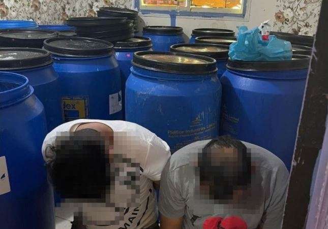 two-asians-arrested-for-running-liquor-factory-in-salmiya_kuwait