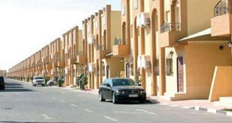 no-barrier-on-nonkuwaiti-families-residing-in-private-and-model-housing-areas--governors-proposal-criticized_kuwait