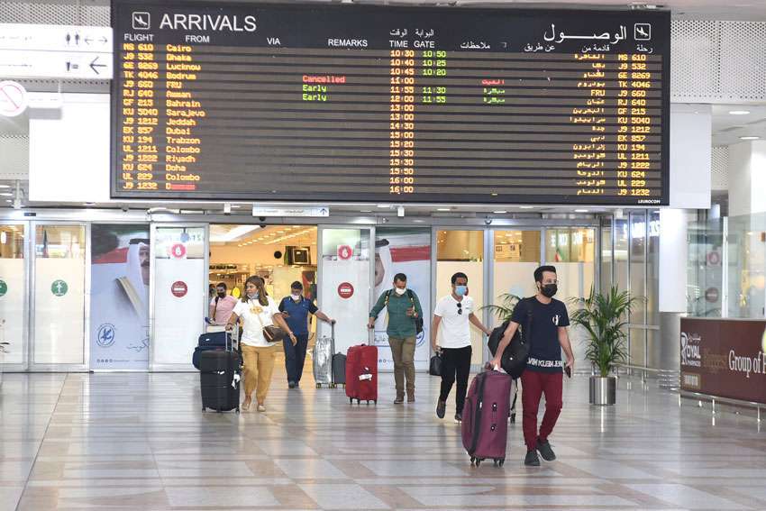 wearing-mask-at-passenger-terminal-mandatory-reiterate-dgca_kuwait