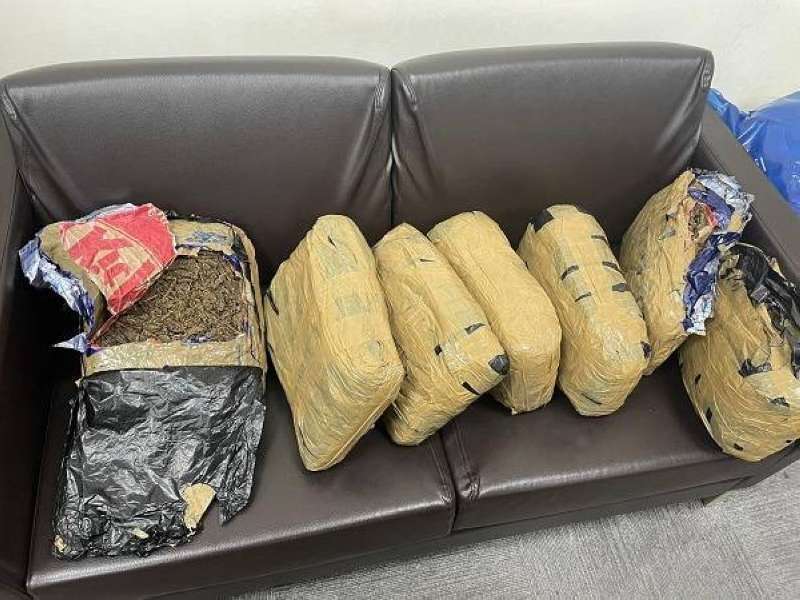 asian-attempts-to-smuggle-17-kgs-of-marijuana_kuwait