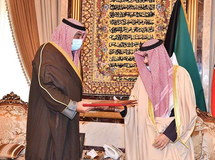 h-h-the-amir-receives-pm-approves-new-cabinet-formation_kuwait