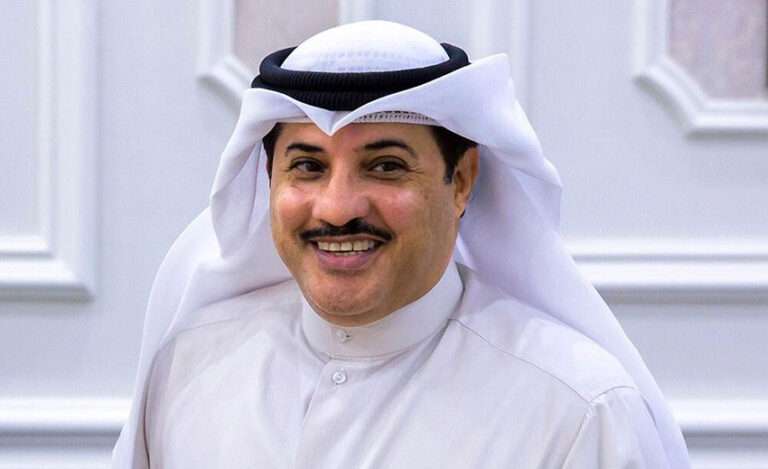 minister-seeks-easiest-solution-to-renew-work-permits-of-60s_kuwait