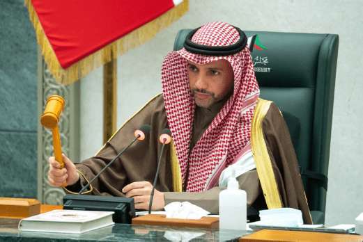 parliament-resumes-sitting-on-remaining-issues_kuwait