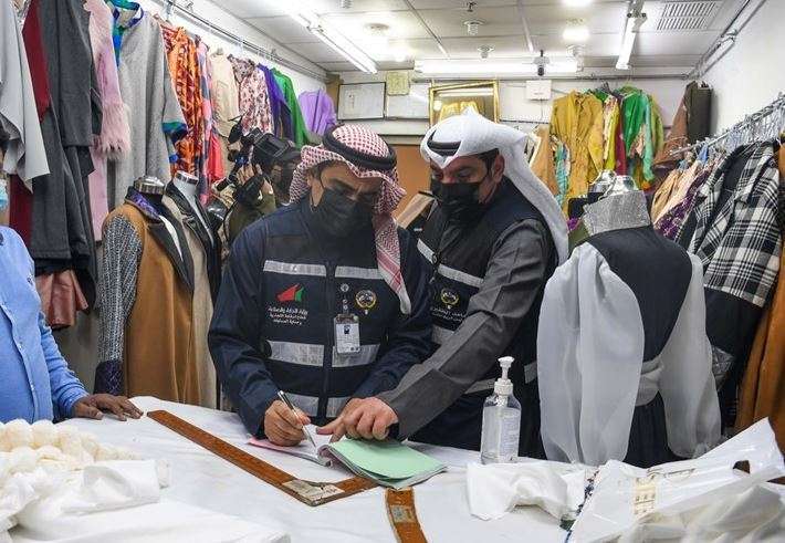 -a-number-of-violations-were-recorded-in-tailoring-shops-in-sharq_kuwait