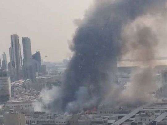mubarakiya-market-fire-leaves-14-injured_kuwait