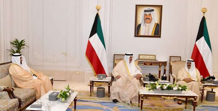 kuwait-universitys-new-president-is-received-by-the-crown-prince_kuwait