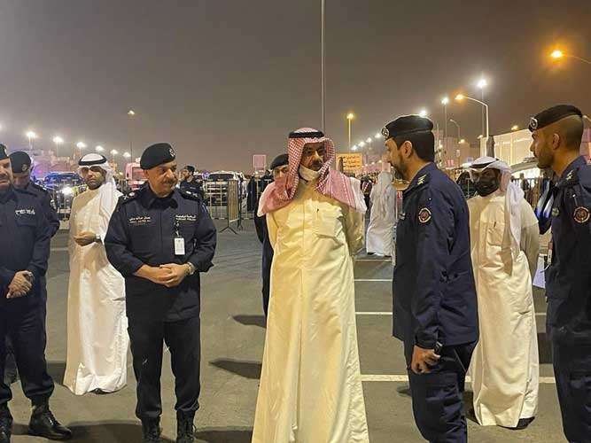 security-arrangements-for-eid-are-inspected-by-the-interior-minister_kuwait