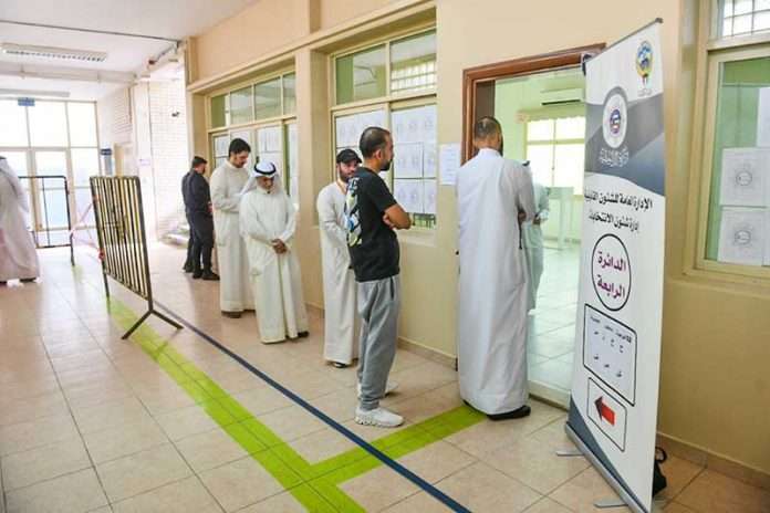 the-13th-municipal-council-election-in-kuwait-begins_kuwait