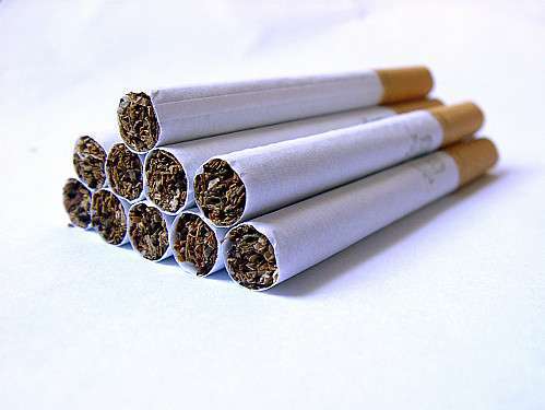 kuwaits-cigarette-prices-drop_kuwait