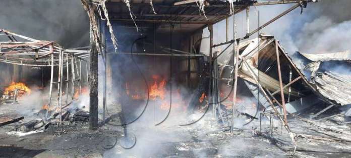 alrai-tent-market-reduces-to-ashes-after-fire_kuwait