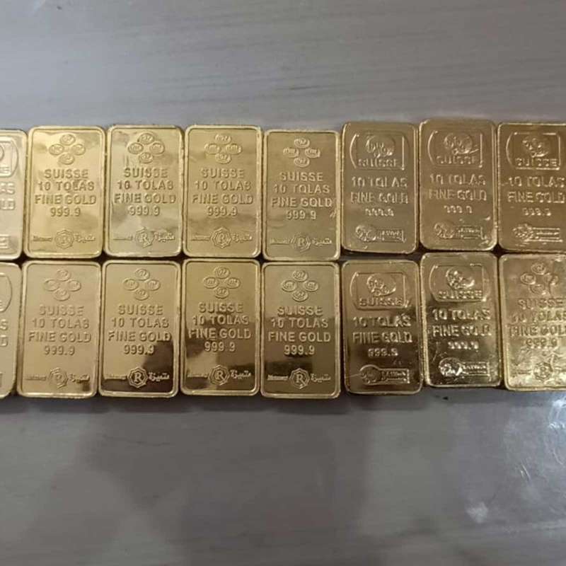 woman-from-kuwait-found-smuggled-gold-worth-rs-86-lakh-in-hyderabad_kuwait