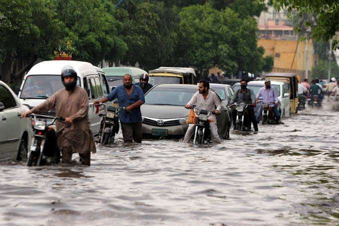 77--killed-in-pakistan-by-monsoon-rains_kuwait