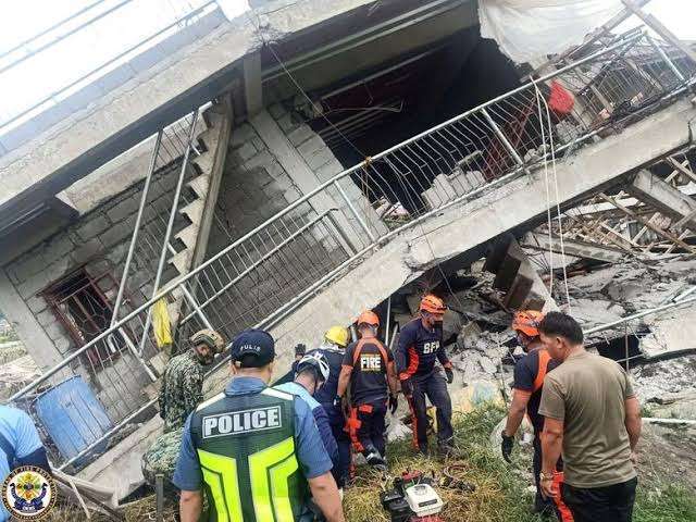 philippines-earthquake-kills-five-and-injures-130_kuwait