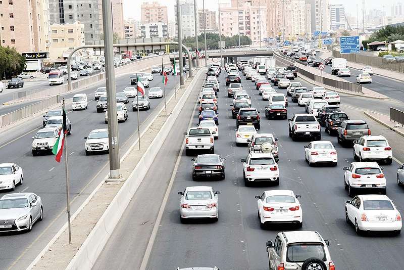 kuwait-should-cut-expats-cars-older-than-10-years_kuwait