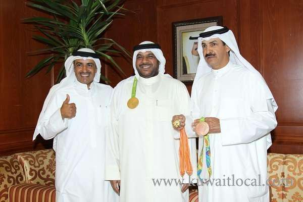 kuwait-top-leaders-handed-over-awards-for-shooters-_kuwait