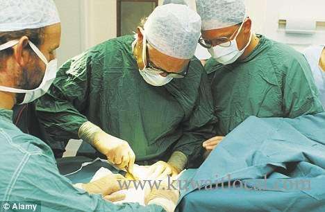 doctors-removed-200-grams-tumor-from-woman's-brain_kuwait