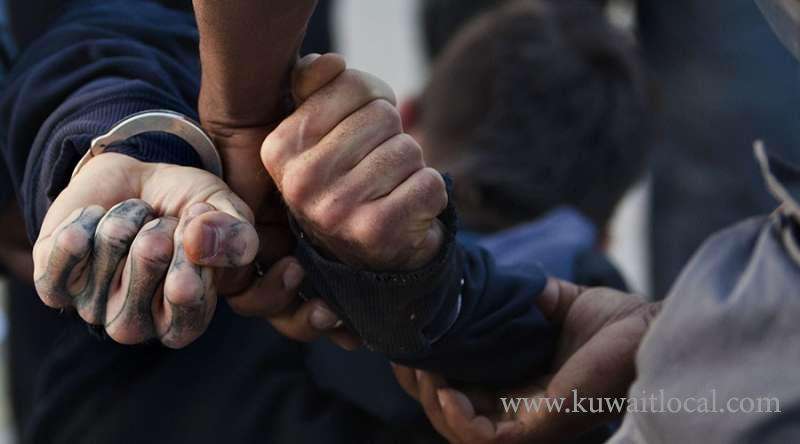 duo-arrested-for-stealing-expensive-stuffs-from-cooperative-societies_kuwait