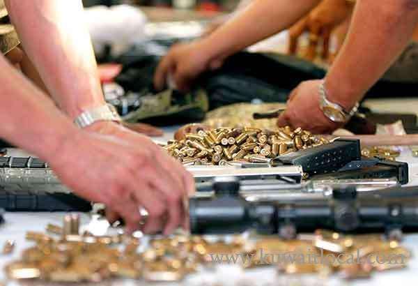 weapons-confiscated-during-raid_kuwait