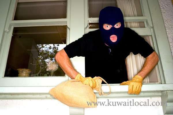 citizen-has-filed-a-complaint-accusing-unidentified-robbers-of-breaking-into-his-chalet_kuwait