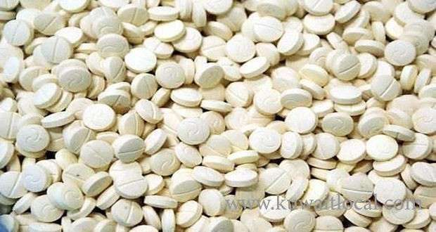 customs-officers-seized-narcotic-pills_kuwait