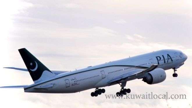 pakistan-international-airlines-admits-taking-extra-passengers-in-aisle_kuwait